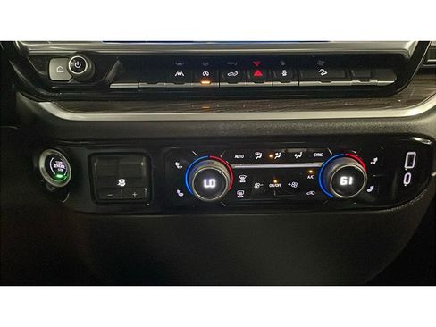 Used 2023 Chevrolet Silverado 1500 LT image 13