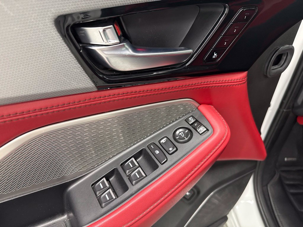 Used 2022 Acura MDX Type S AWD/4WD image 19