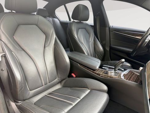 Used 2018 BMW 530i RWD image 28