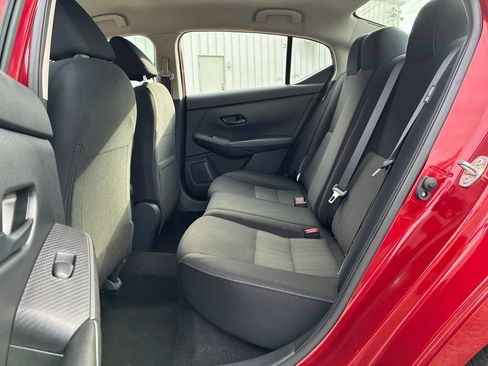 Used 2024 Nissan Sentra SV FWD image 22
