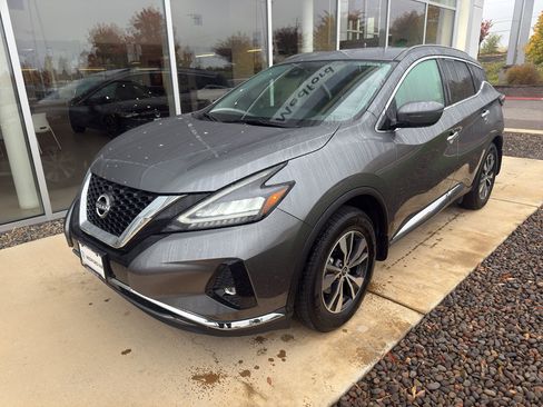 Used 2023 Nissan Murano SV image 1