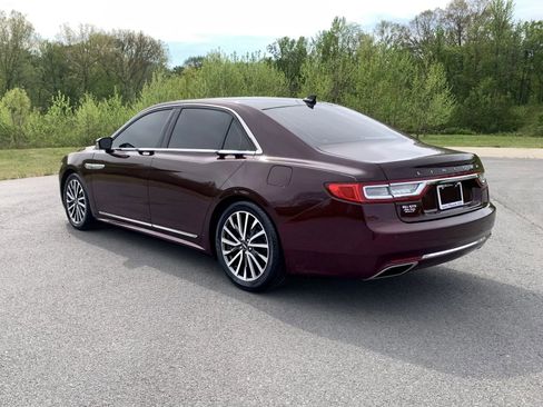 Used 2020 Lincoln Continental w/ Premium Package image 5
