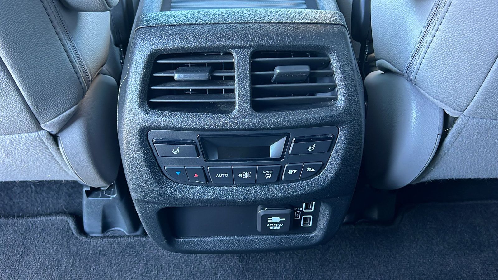 Used 2021 Honda Passport Elite image 15