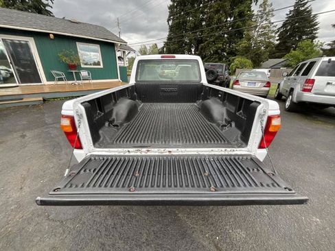 Used 2001 MAZDA B-Series Pickup 2WD Regular Cab B2500 image 6