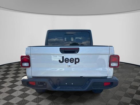 New 2026 Jeep Gladiator Sport AWD/4WD image 3