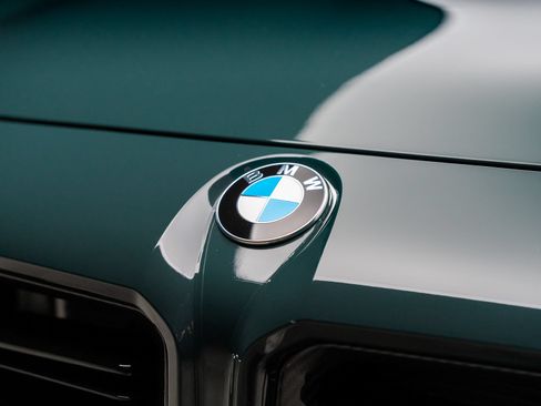 Used 2024 BMW M2 w/ Lighting Package RWD image 26