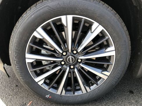 New 2026 Nissan Pathfinder Platinum w/ Cargo Package AWD/4WD image 10