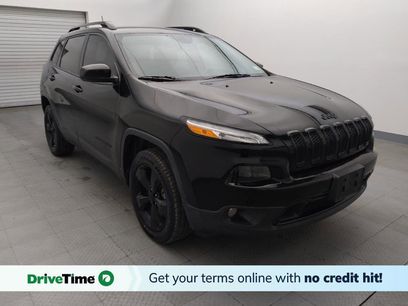 Used 2018 Jeep Cherokee Latitude w/ Altitude Package