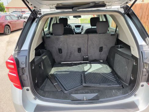 Used 2017 Chevrolet Equinox LS FWD image 29