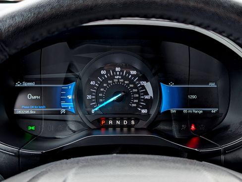 Used 2023 Ford Edge SEL image 23