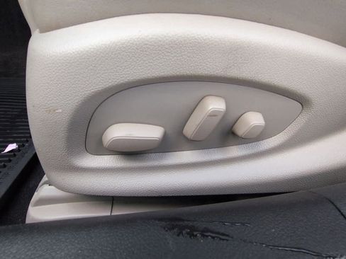 Used 2014 Cadillac CTS Luxury image 17