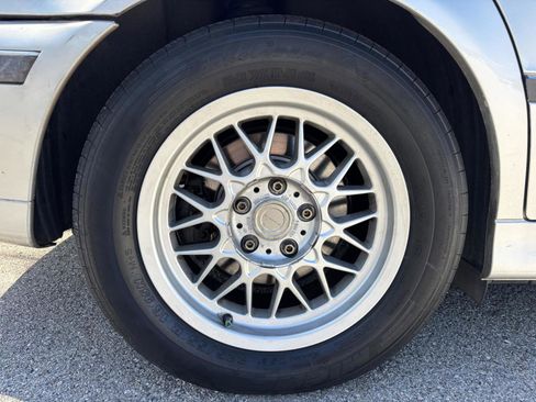 Used 1999 BMW 528i Sedan RWD image 38