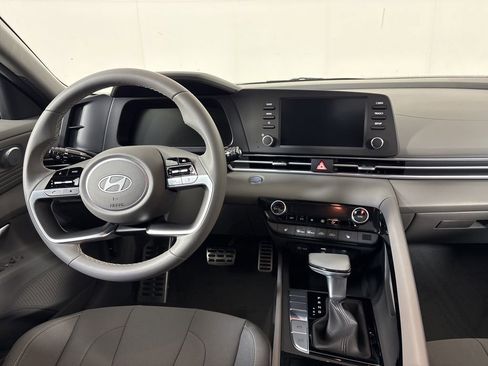 New 2026 Hyundai Elantra SEL Sport image 21