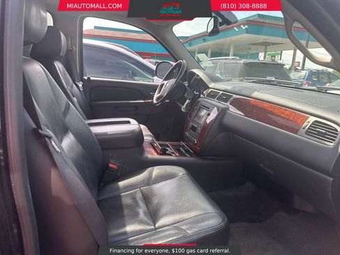 Used 2011 Chevrolet Suburban LTZ AWD/4WD image 10