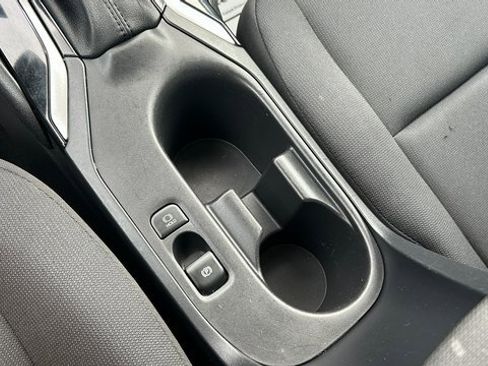 Used 2023 Toyota Corolla LE image 26