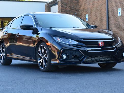 Used 2018 Honda Civic Si image 3