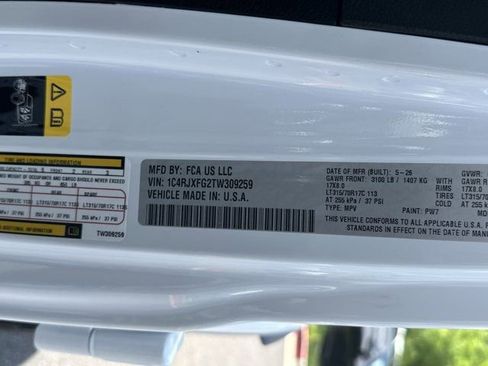 New 2026 Jeep Wrangler Unlimited Rubicon AWD/4WD image 29