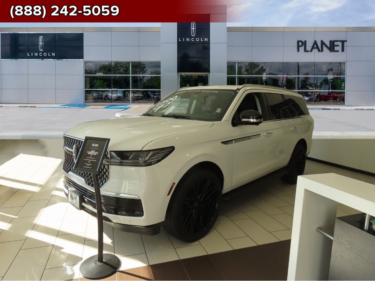 New 2026 Lincoln Navigator Premiere AWD/4WD image 1