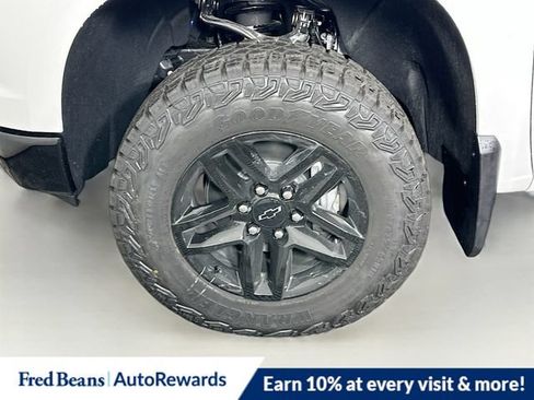 New 2026 Chevrolet Silverado 1500 LT Trail Boss w/ Convenience Package II AWD/4WD image 24