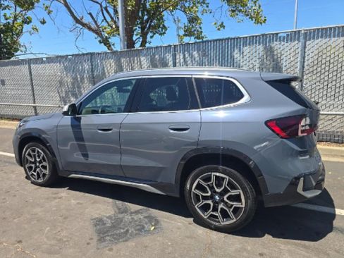 Used 2024 BMW X1 xDrive28i w/ Convenience Package AWD/4WD image 5