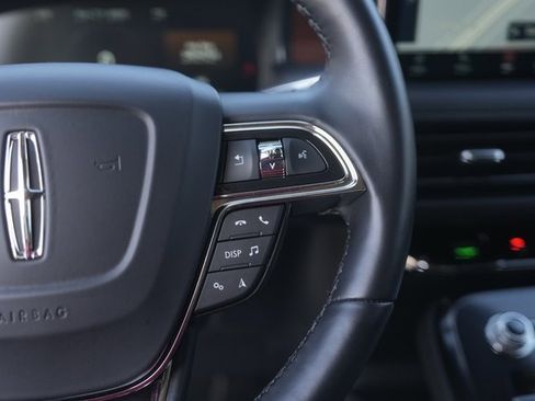 Used 2022 Lincoln Nautilus Reserve image 24