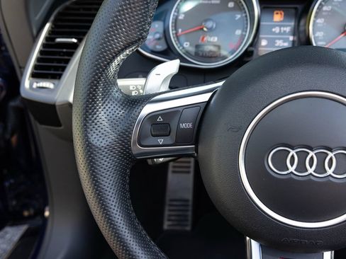 Used 2014 Audi R8 V8 w/ Convenience Package AWD/4WD image 28