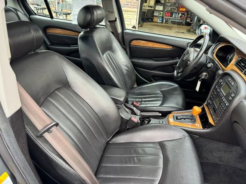 Used 2002 Jaguar X-TYPE 3.0 image 33