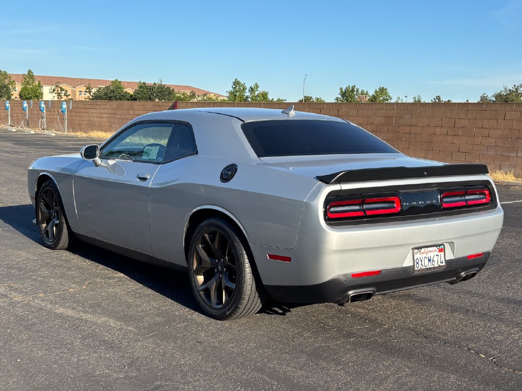Used 2019 Dodge Challenger GT RWD image 7