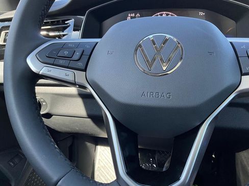 New 2026 Volkswagen Jetta SE FWD image 21