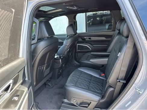 Certified 2024 Kia Telluride EX X-Line AWD/4WD image 17