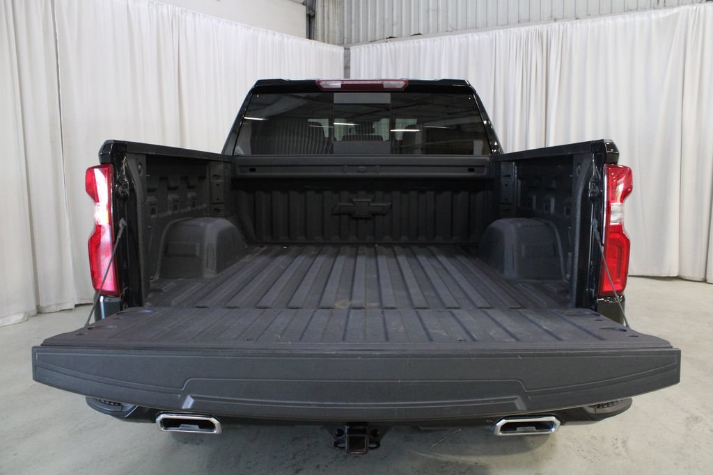 Used 2024 Chevrolet Silverado 1500 RST AWD/4WD image 29