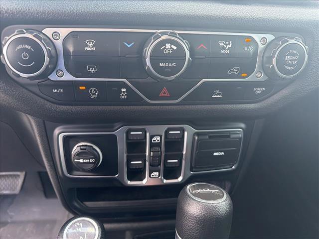 Used 2024 Jeep Gladiator Sport AWD/4WD image 13