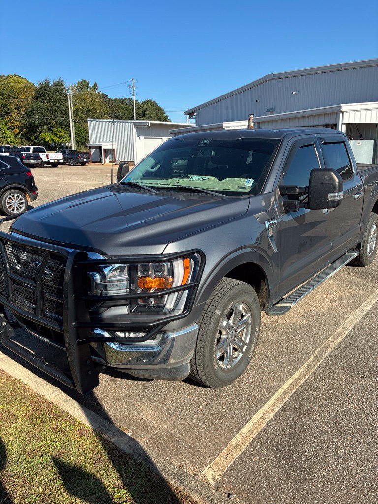Used 2022 Ford F150 XLT w/ Equipment Group 302A High AWD/4WD image 1