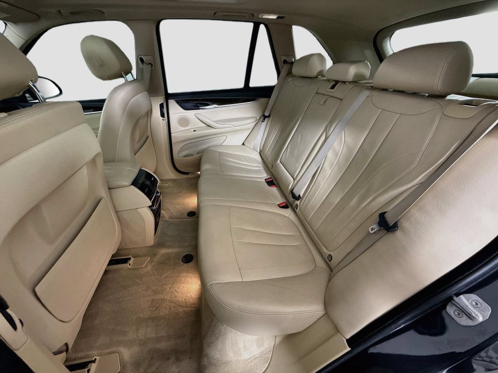 Used 2015 BMW X5 xDrive35i AWD/4WD image 24