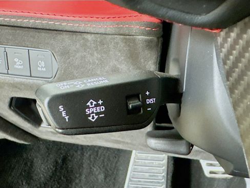 Used 2024 Lamborghini Revuelto AWD/4WD image 50