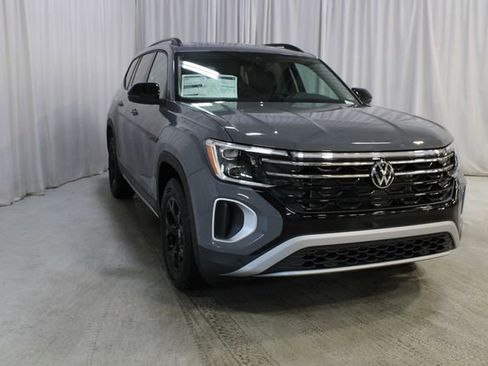 New 2026 Volkswagen Atlas Peak Edition AWD/4WD image 37
