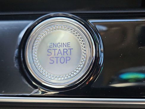 Certified 2026 Genesis GV70 2.5T Select AWD/4WD image 24