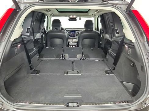 Used 2025 Volvo XC90 B6 Ultra w/ Protection Package Premier AWD/4WD image 44