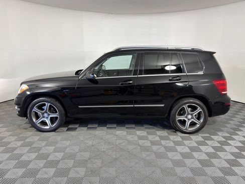 Used 2015 Mercedes-Benz GLK 250 BlueTEC 4MATIC image 2