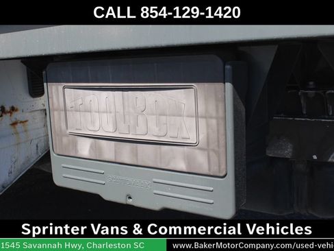 Used 2015 Freightliner Sprinter 3500 RWD image 24