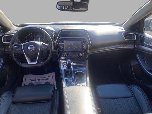 Used 2017 Nissan Maxima Platinum image 28