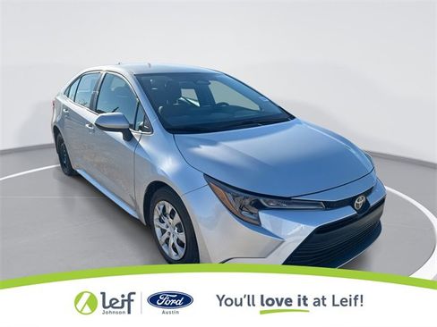 Used 2024 Toyota Corolla LE image 1