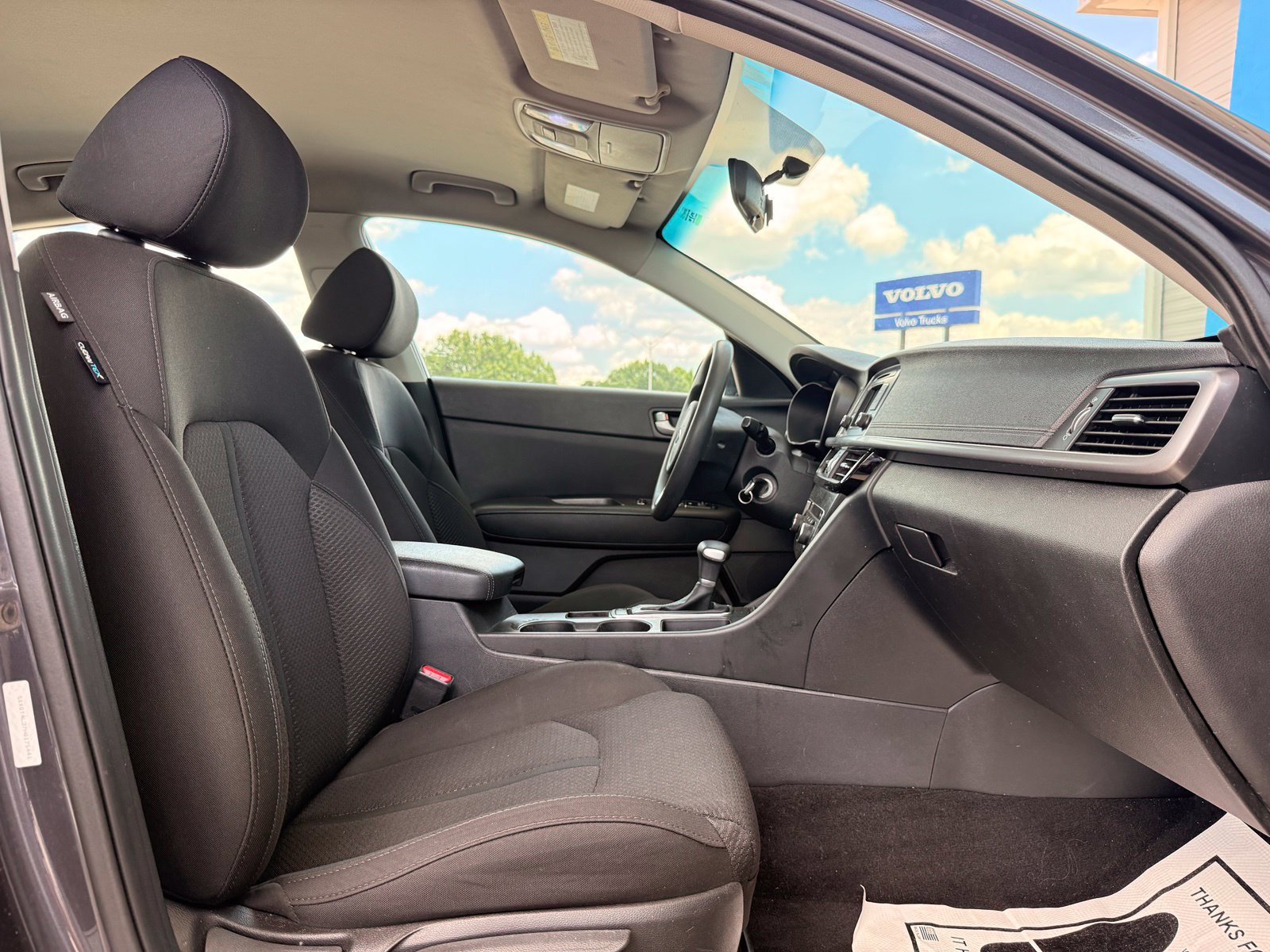 Used 2017 Kia Optima LX FWD image 22