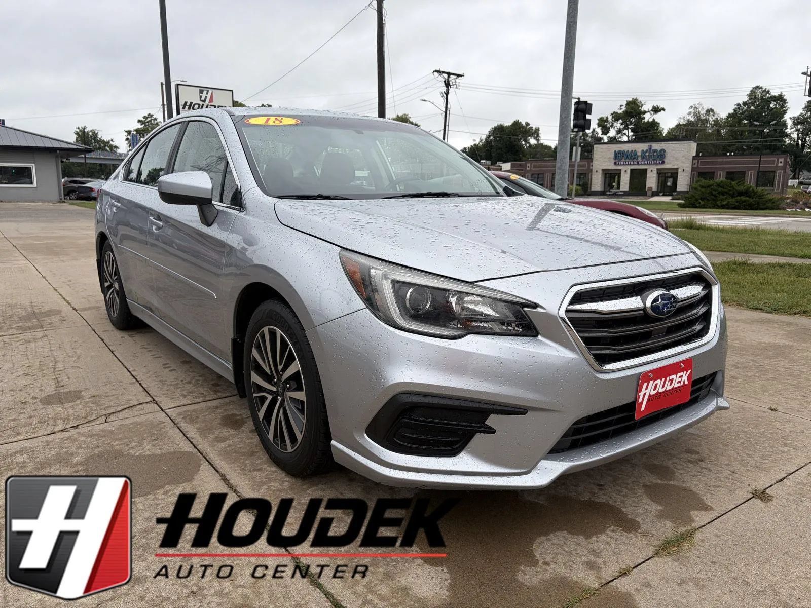 Used 2018 Subaru Legacy 2.5i Premium AWD/4WD image 1