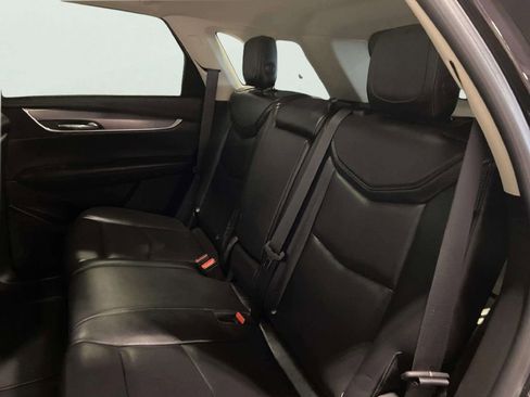 Used 2018 Cadillac XT5 Luxury image 21