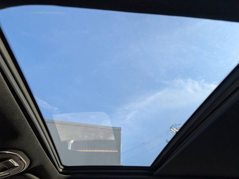 Used 2024 Jeep Wagoneer L 4WD w/ Premium Group I image 25