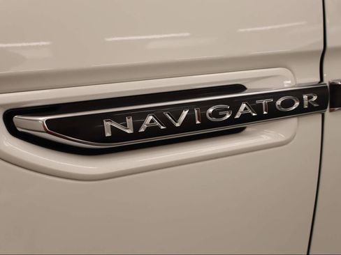 Used 2021 Lincoln Navigator Black Label image 28