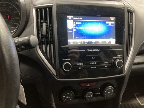 Used 2018 Subaru Crosstrek 2.0i Premium image 11