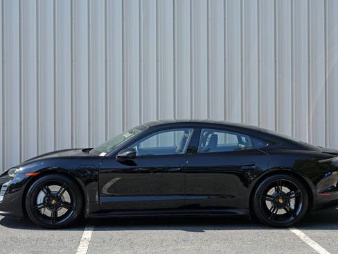Used 2024 Porsche Taycan GTS w/ Premium Package (P6U) AWD/4WD image 55