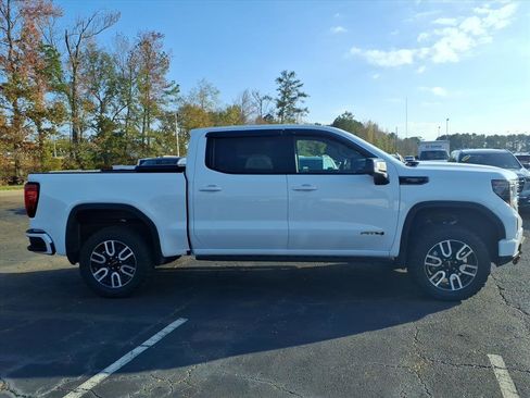 Used 2024 GMC Sierra 1500 AT4 w/ AT4 Carbonpro Edition image 3